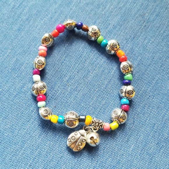 🐞Charm Bracelet EXCELLENT Stretch Ladybug & Beads - NWOT🐞 - Picture 4 of 6